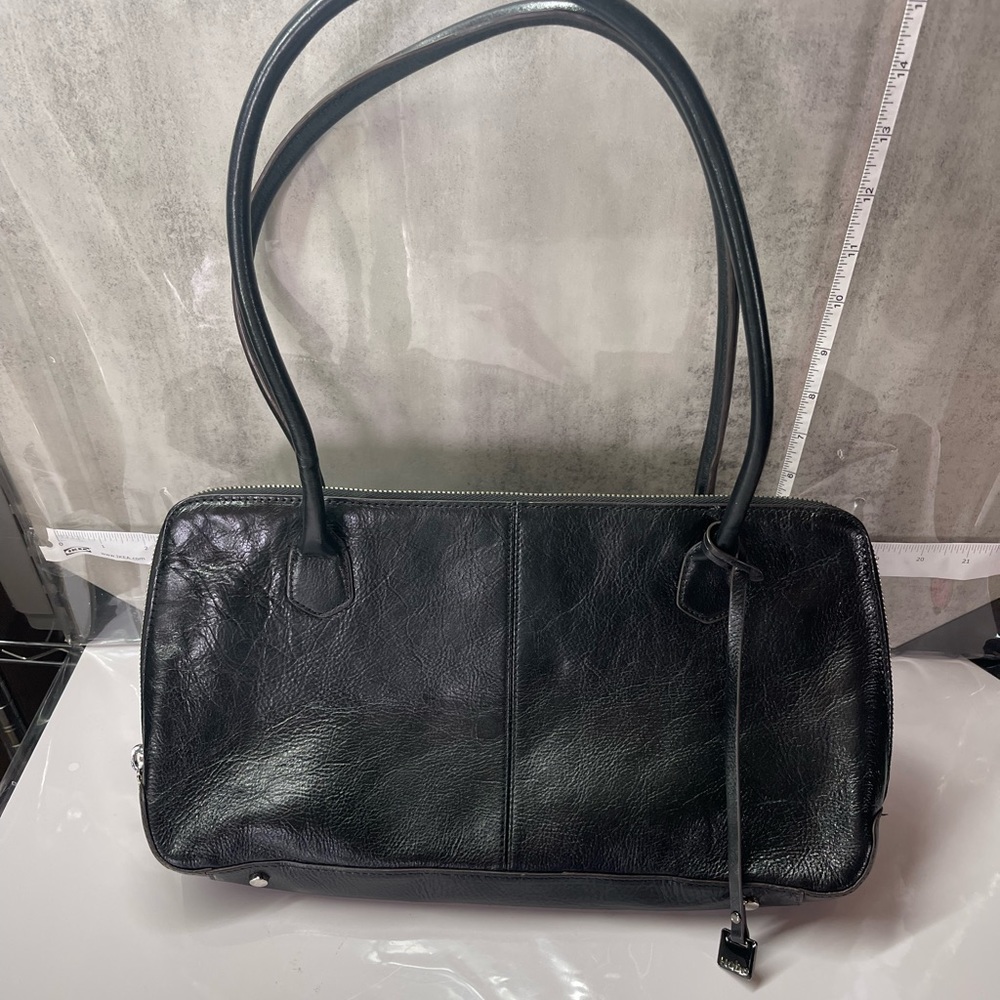 Vintage Hobo black shoulder bag in great condition